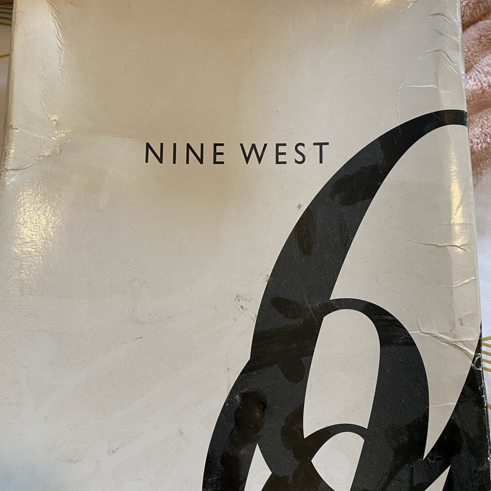 Nine West zip back, laced front leather heels, looks sexy with anything